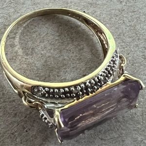 Elongated emerald cut amethyst ring. 10k